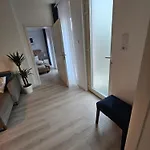 Joy 招待所 4*