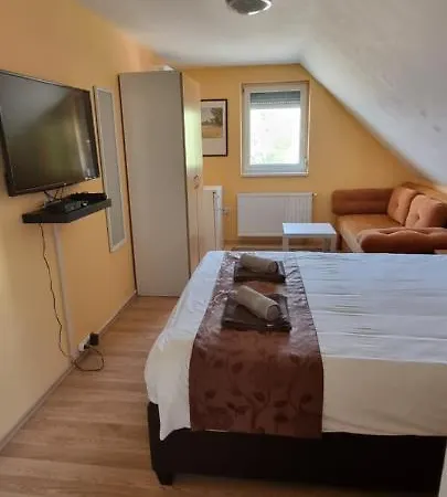Joy 3* Siofok