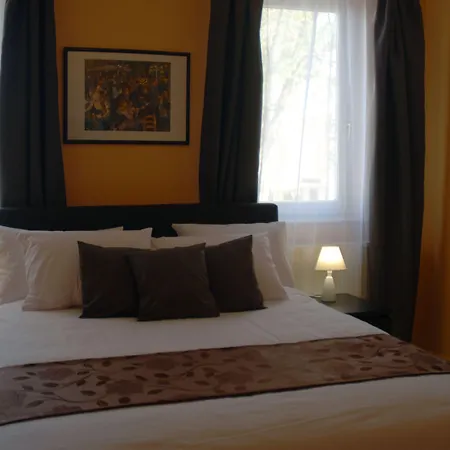 Joy Guest house 4*