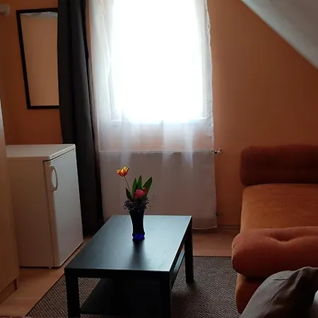 Pensión Joy Siófok