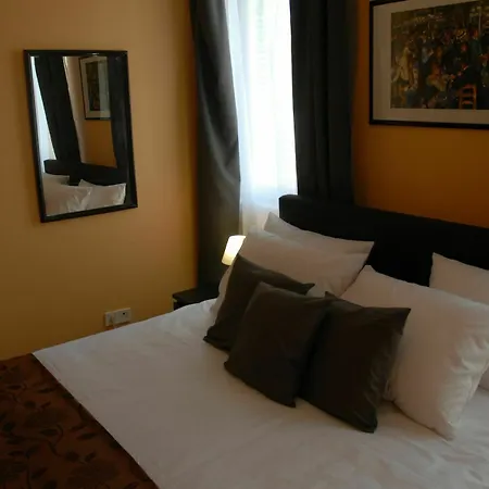 Guest house Joy 3*