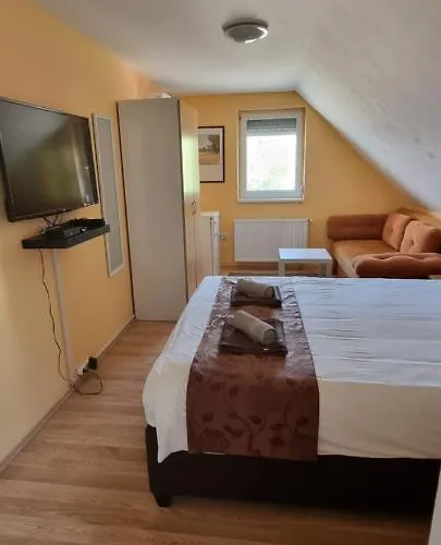 Joy 3* Siófok